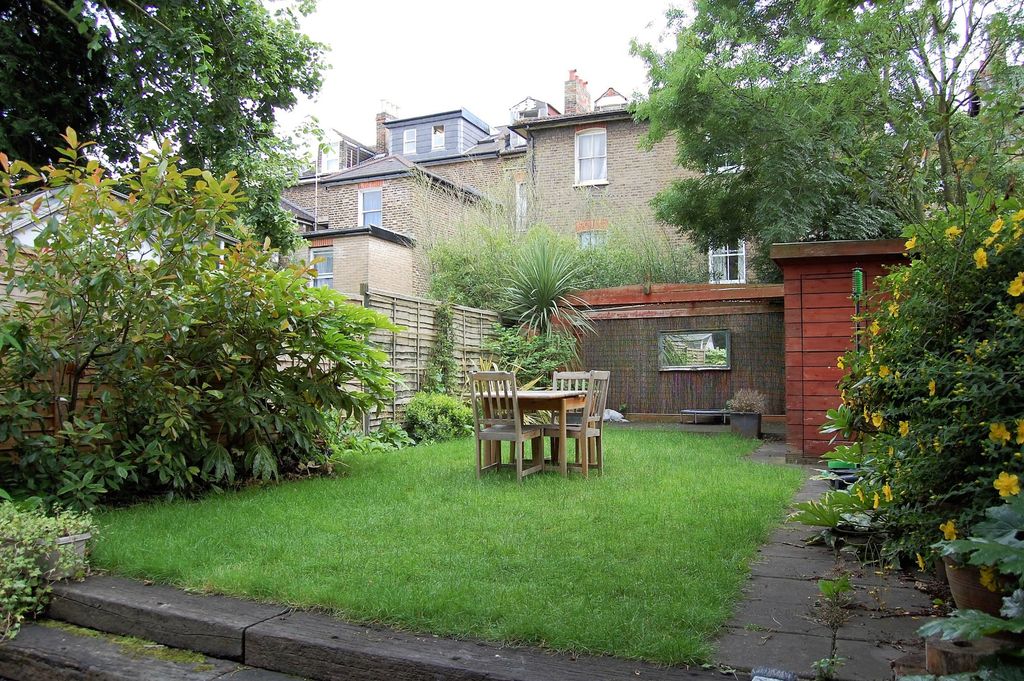 Property photo 3 of 22