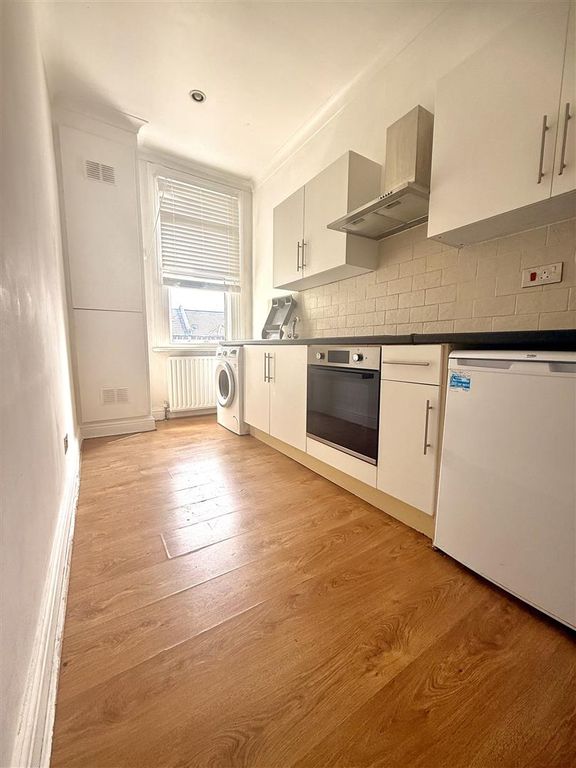 Property photo 2 of 14 Img_0936.Jpg
