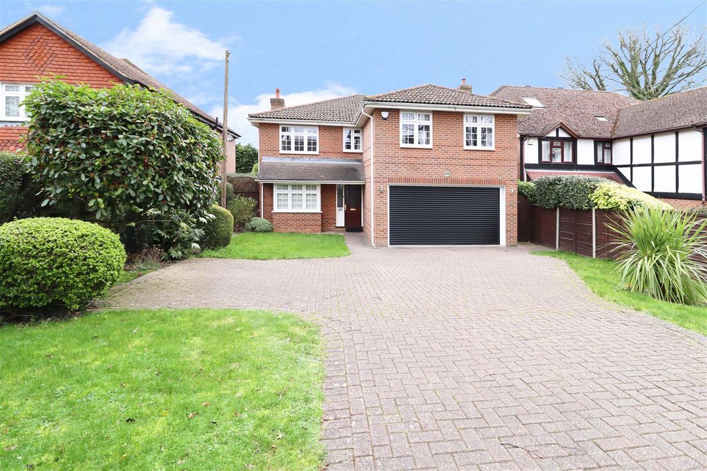 Property photo 3 of 28 Front