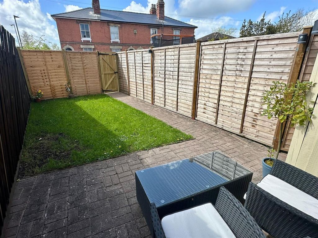 Property photo 3 of 21