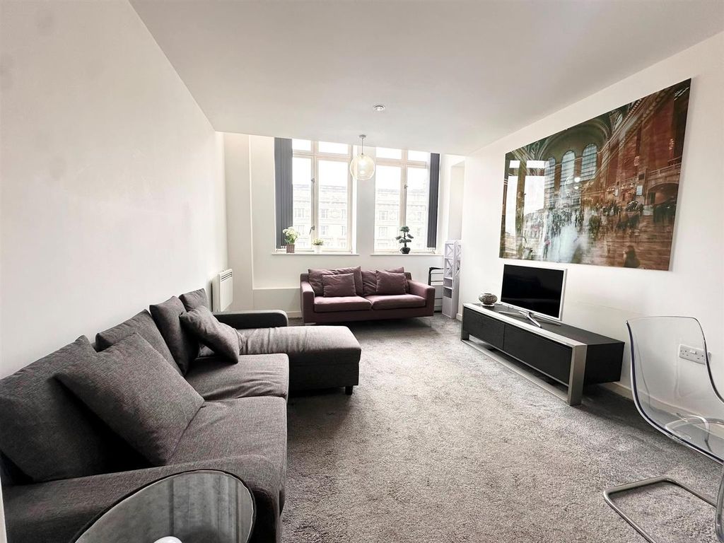 Property photo 1 of 9 2.Jpg