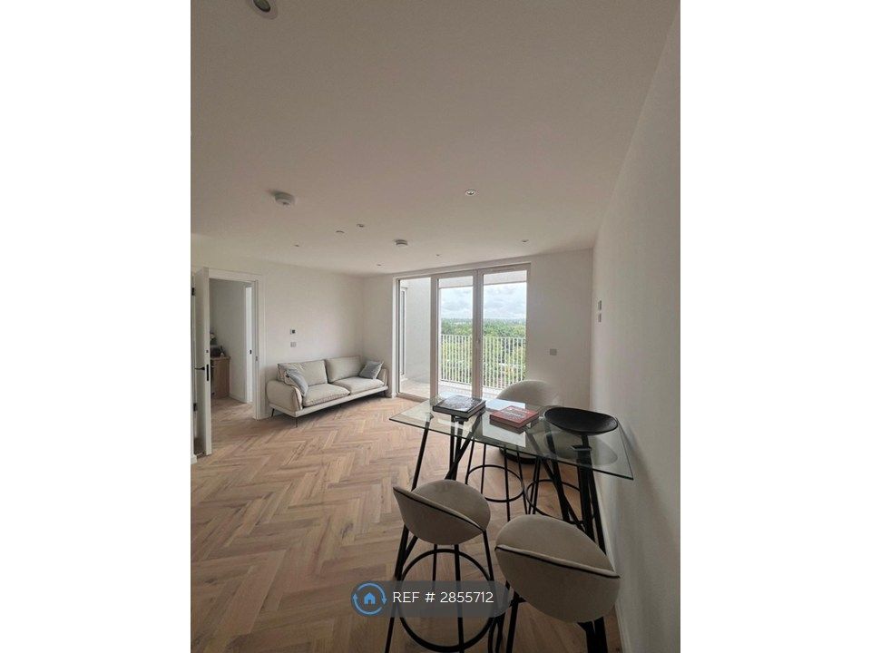 Property photo 3 of 6