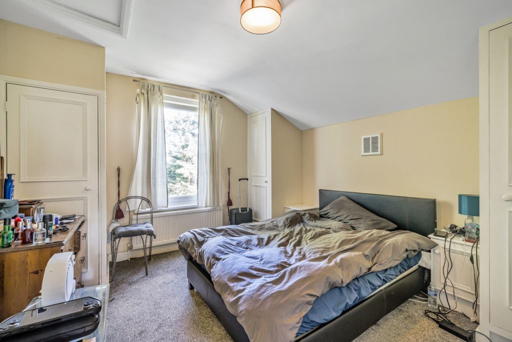 Property photo 3 of 6 999037 (4)