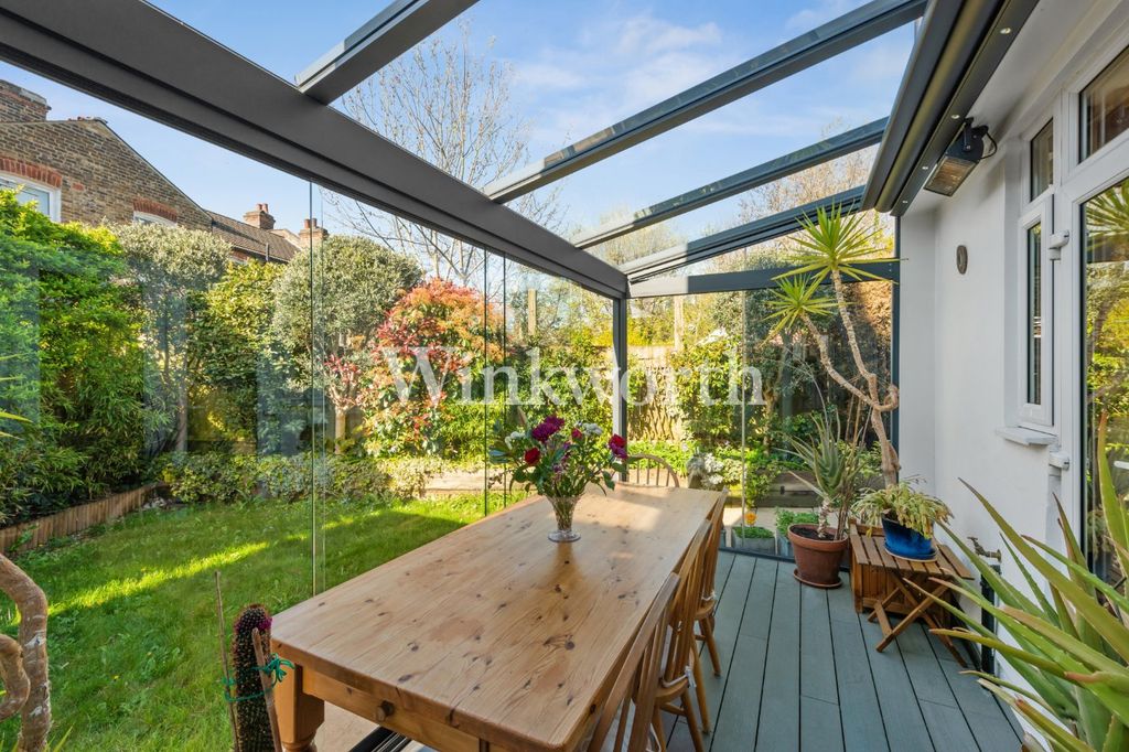 Property photo 3 of 25 Picture No. 07