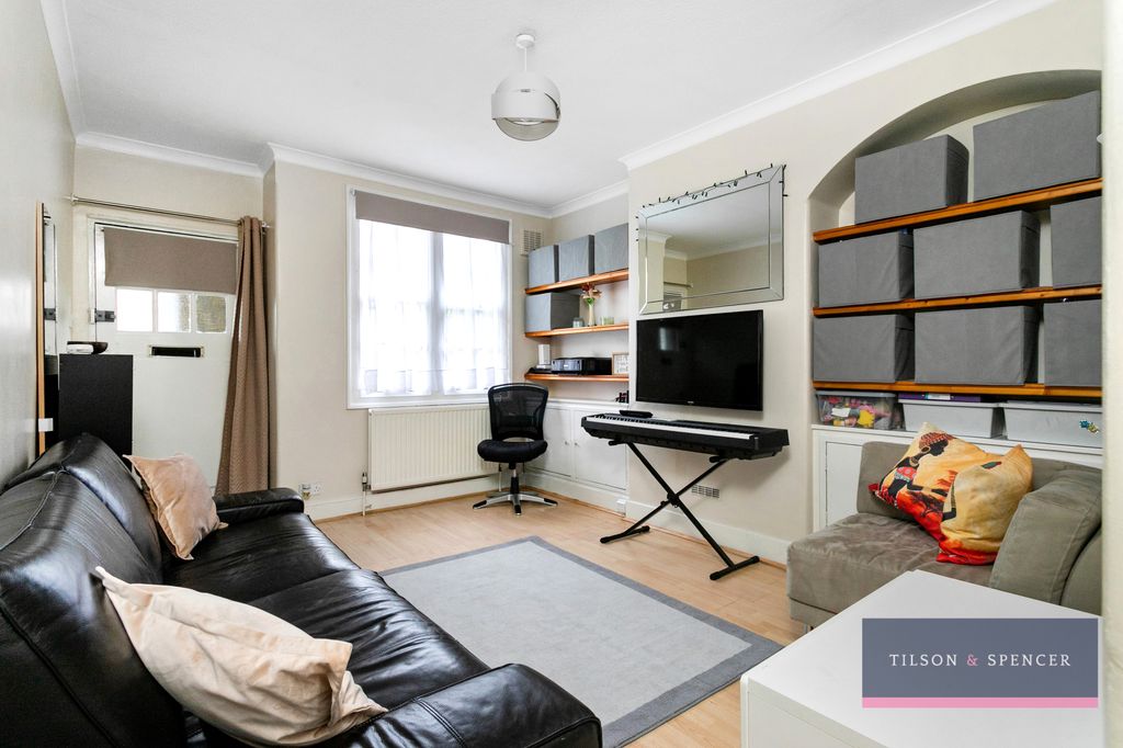 Property photo 2 of 14 4