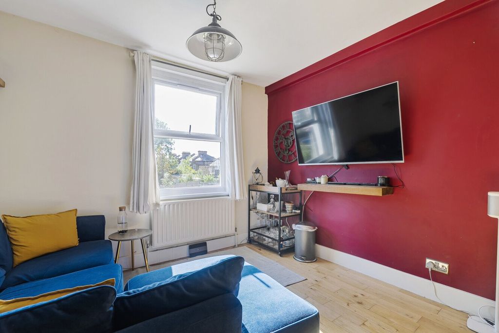 Property photo 2 of 13 Picture No. 02