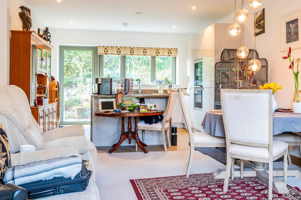 Property photo 3 of 27 Living Area