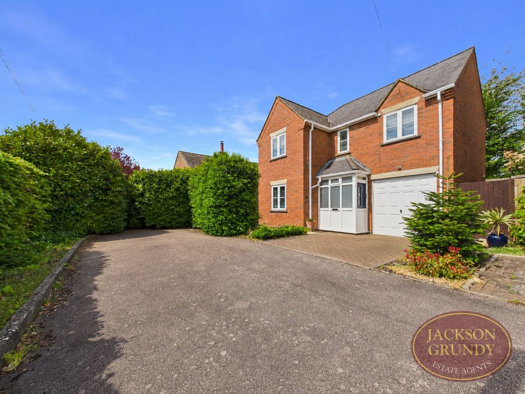 Property photo 1 of 19 Partridge Close