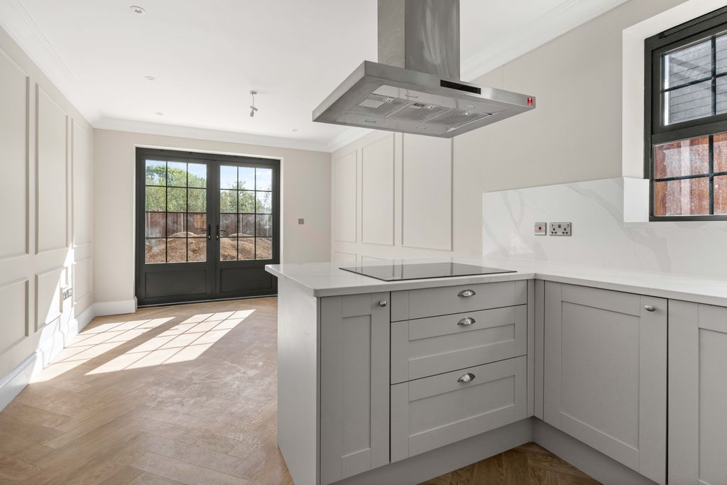 Property photo 2 of 17 Plot 5 Barley Mews