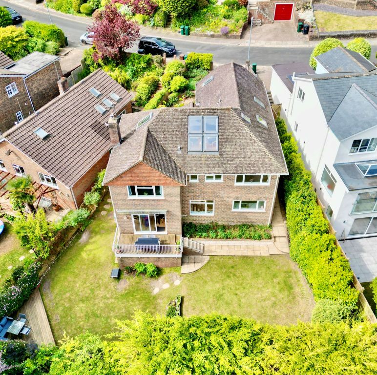 Property photo 1 of 30