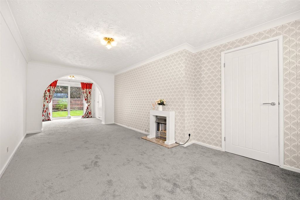 Property photo 2 of 18 Picture No. 08