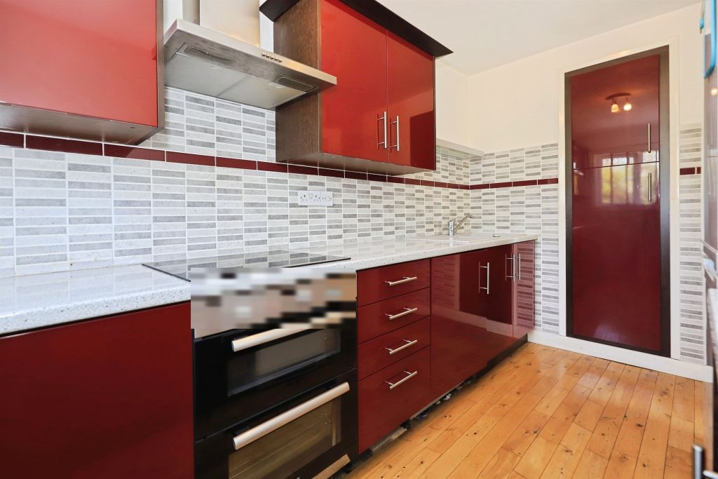 Property photo 2 of 17