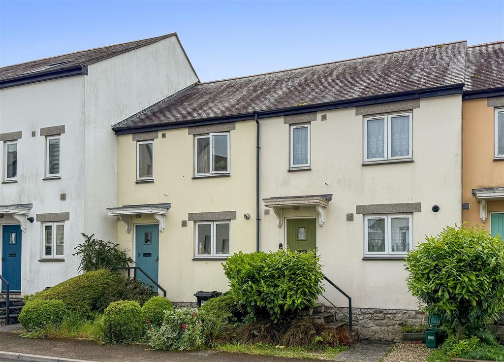 Property photo 1 of 10