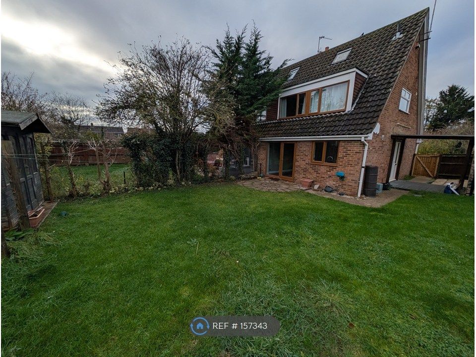 Property photo 2 of 18 Back