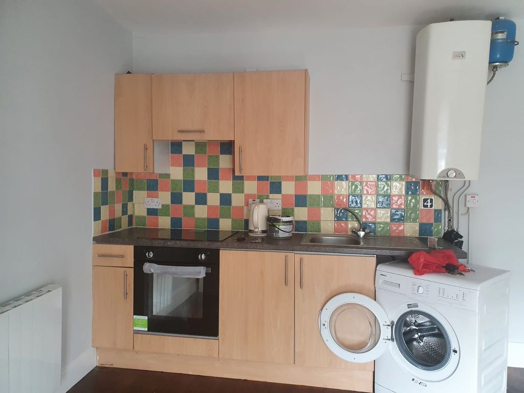 Property photo 2 of 3