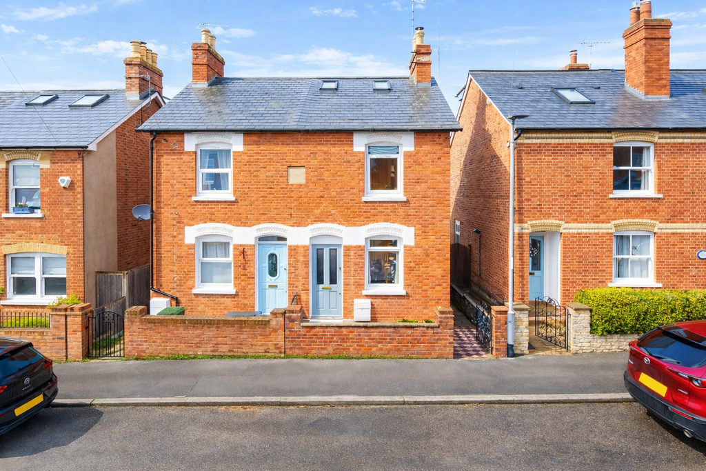 Property photo 1 of 18 Picture No. 02