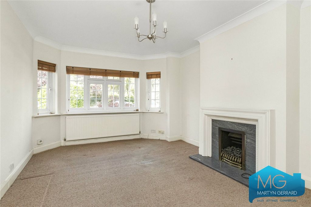Property photo 3 of 9 Picture No. 08