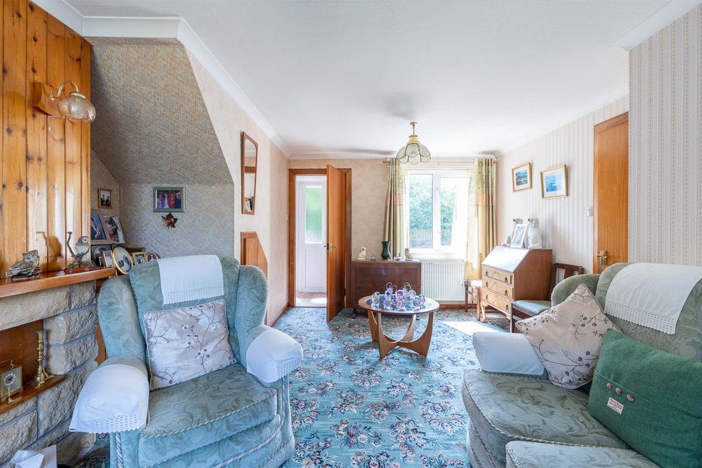 Property photo 3 of 20 8 Abbotsfield Terrace, Auchterarder-12.Jpg