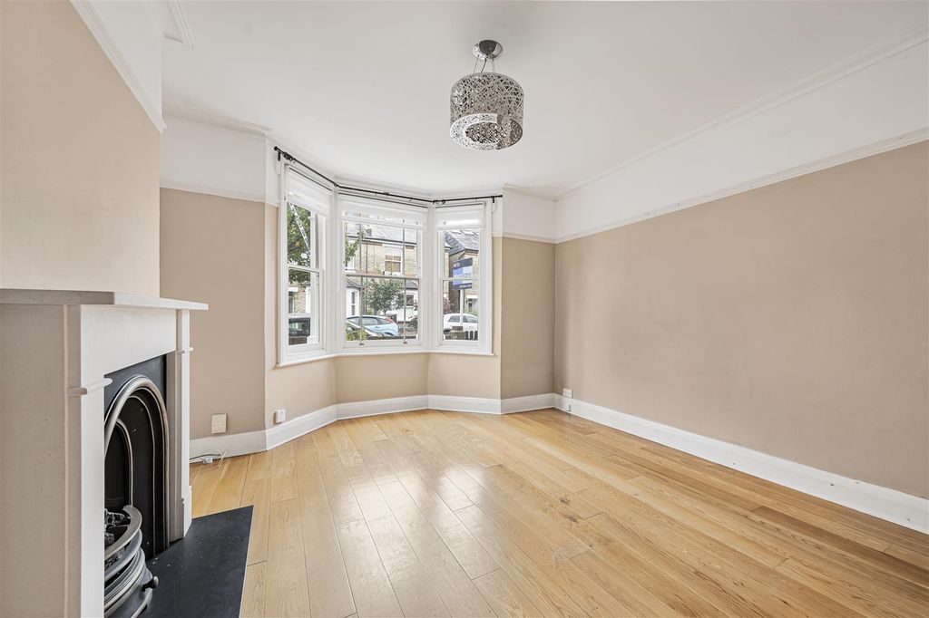 Property photo 2 of 16