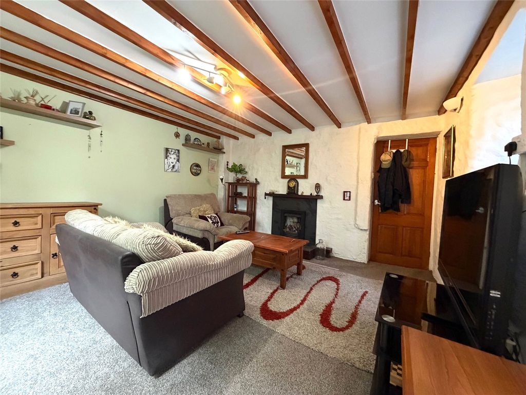 Property photo 3 of 19 Picture No. 10