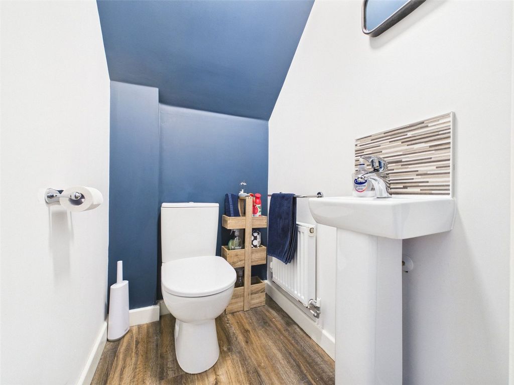 Additional image 8 of 4 bed detached house for saleChestnut Drive, Launceston PL15