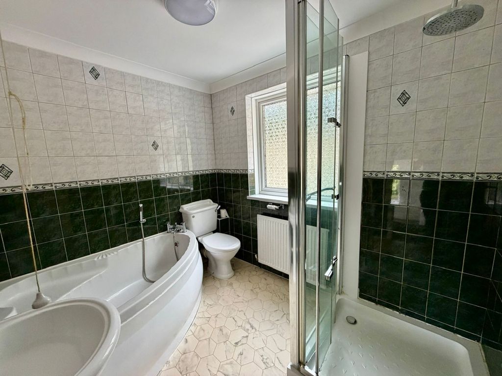 Property photo 3 of 30