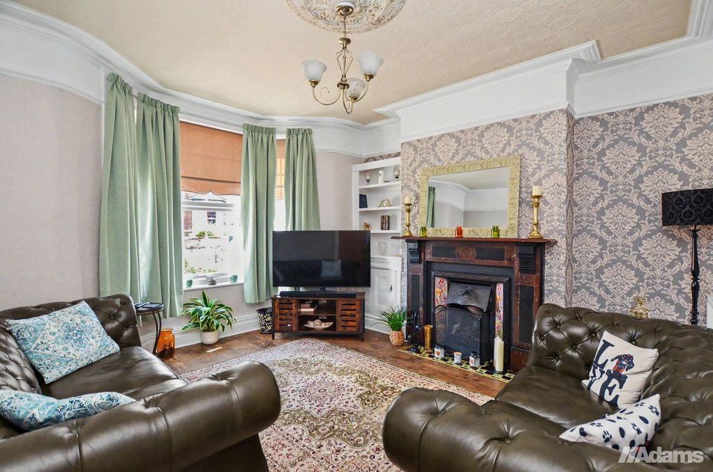 Property photo 3 of 31