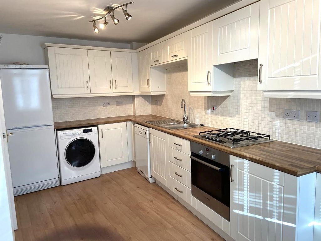 Property photo 2 of 14 3.Jpg