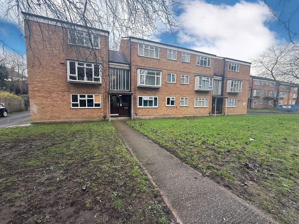 Property photo 1 of 9