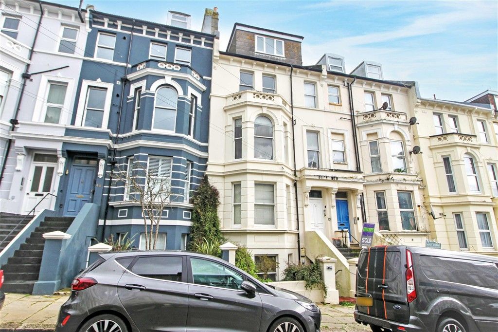 Property photo 1 of 5