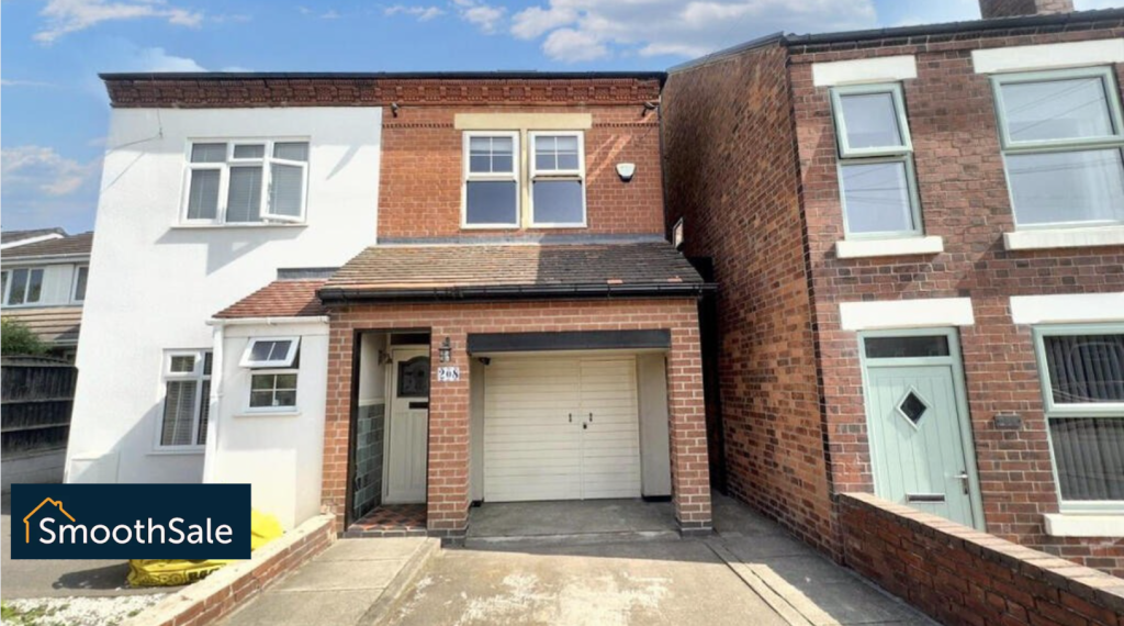 Property photo 2 of 32