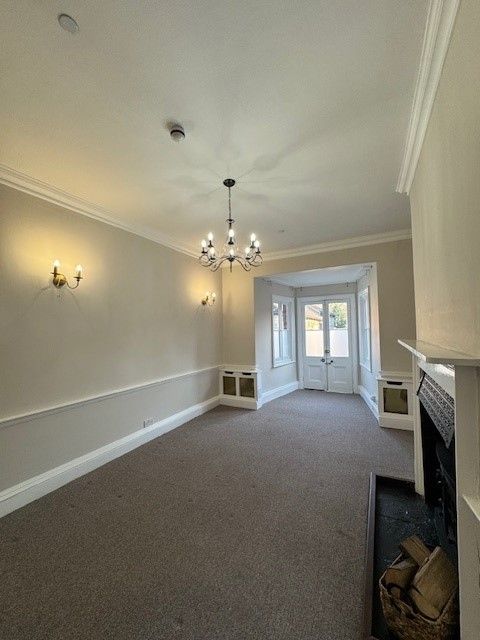 Property photo 3 of 8 2Sta