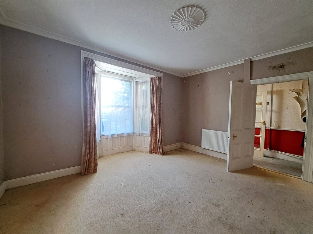 Property photo 3 of 28 Picture No. 16