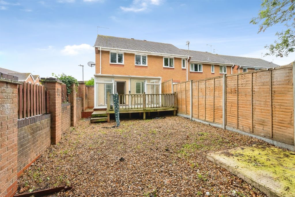 Property photo 3 of 12