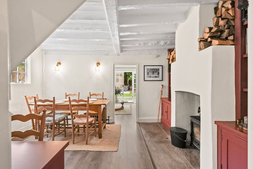 Property photo 3 of 21