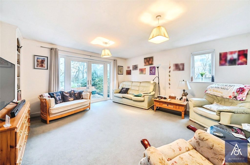 Property photo 3 of 19 Picture No. 36