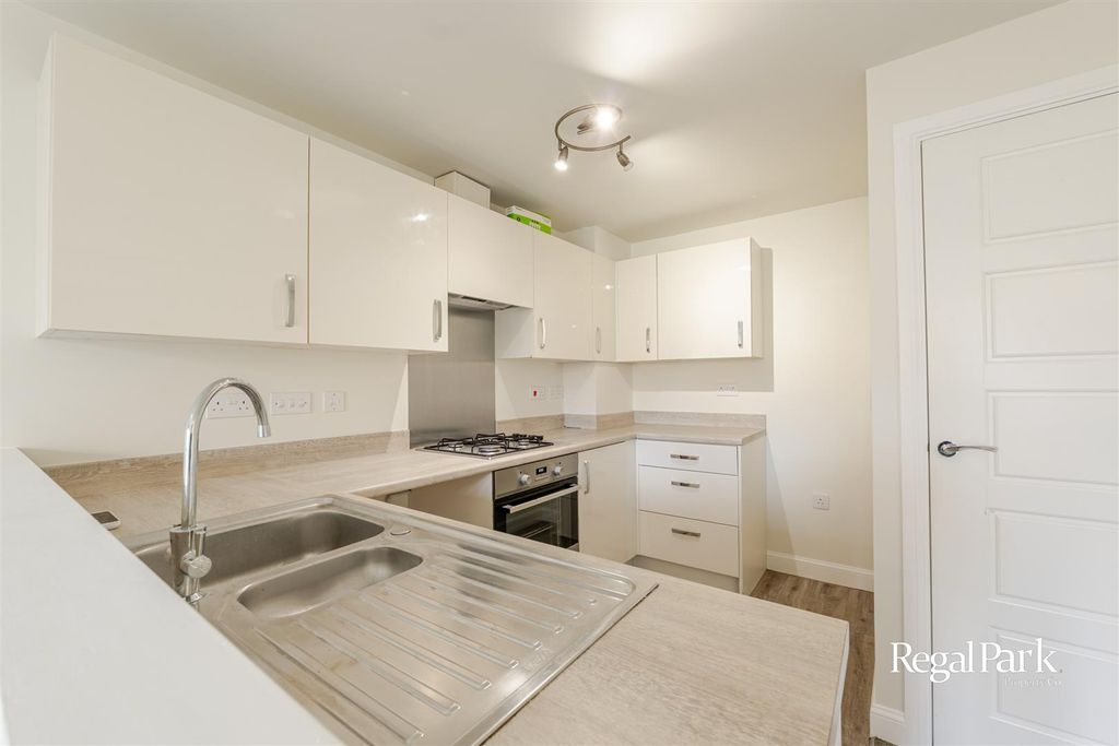 Property photo 3 of 27 Open Plan Living/Kitchen Area