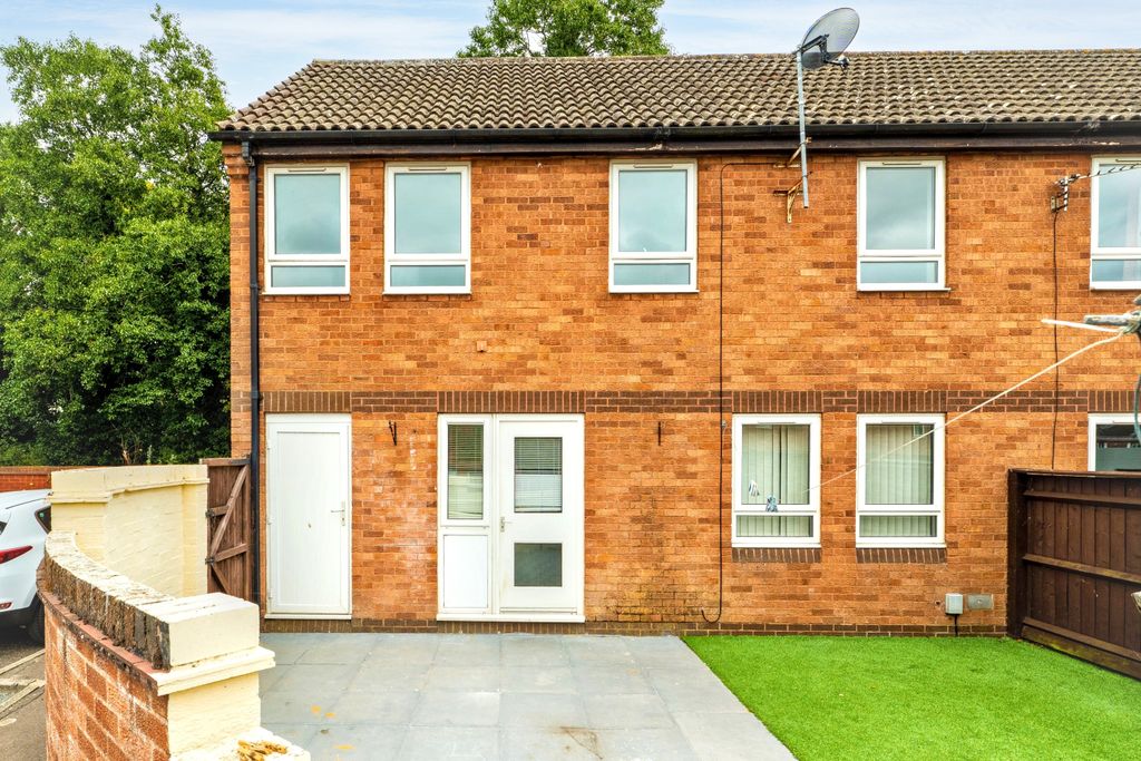 Property photo 1 of 19 106 Beloe Avenue, Norwich, Norfolk, Nr5 9Aq