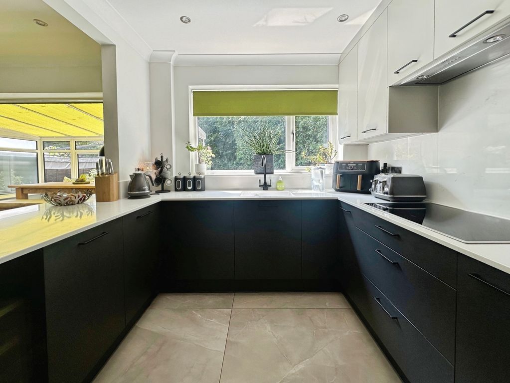 Property photo 2 of 17 Pbox-Img.Jpg