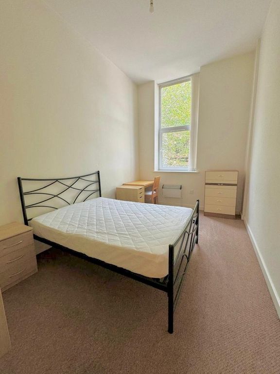 Property photo 3 of 4