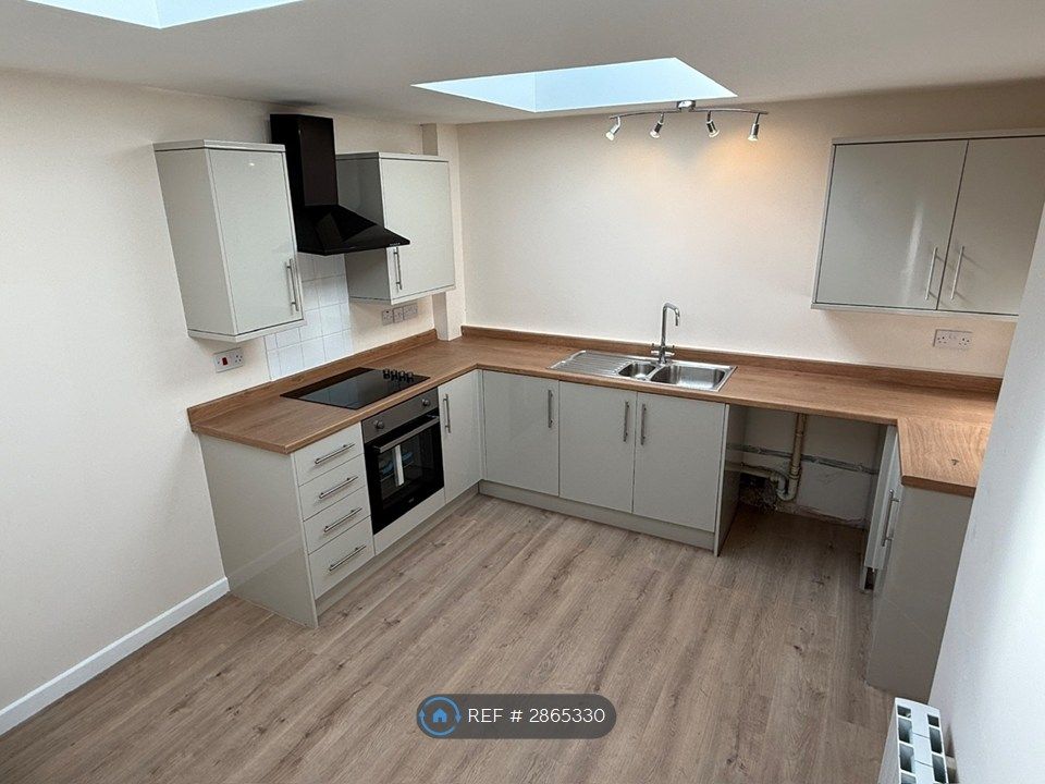 Property photo 1 of 4