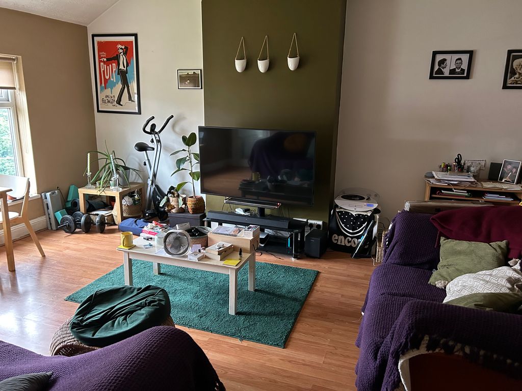 Property photo 1 of 4