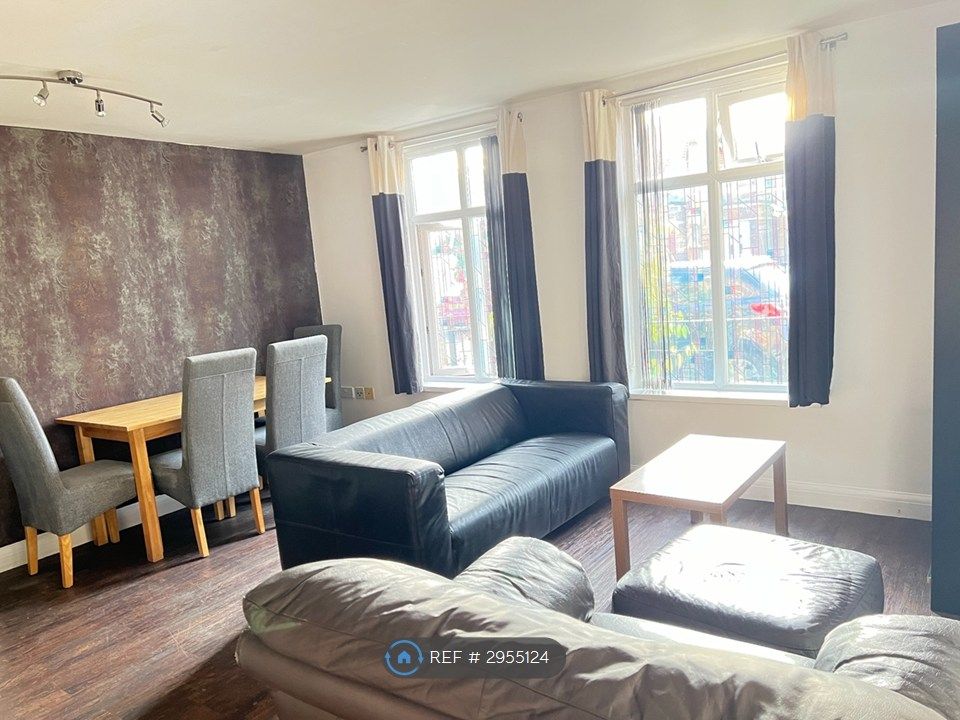Property photo 3 of 12 Open Plan Lounge/Dining Room