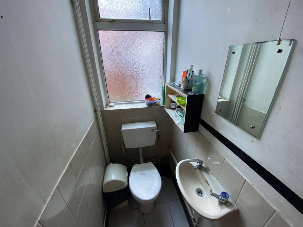Property photo 2 of 3