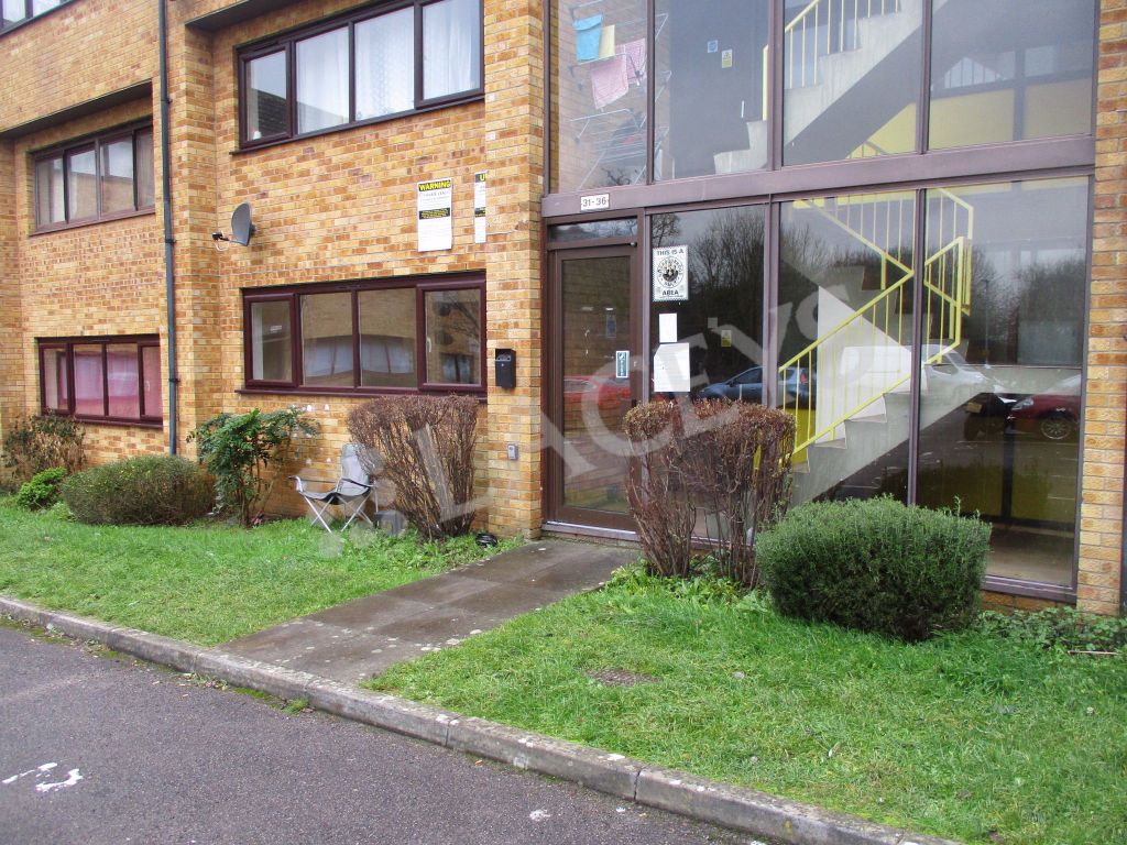 Property photo 1 of 6 External