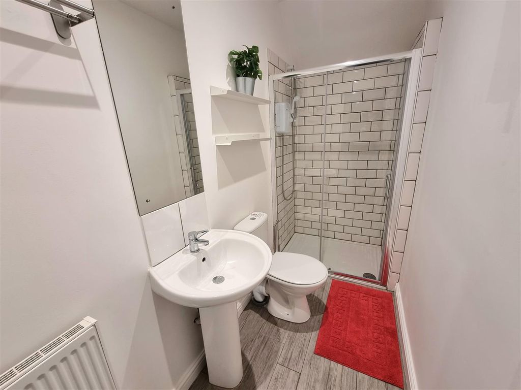 Property photo 2 of 8 20251030_135540.Jpg