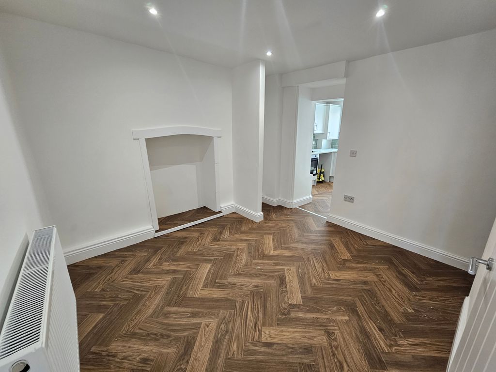 Additional image 7 of 2 bed terraced house to rentKing Street, Neath SA11