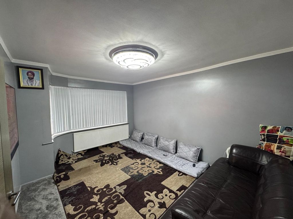 Property photo 2 of 27 Gallery