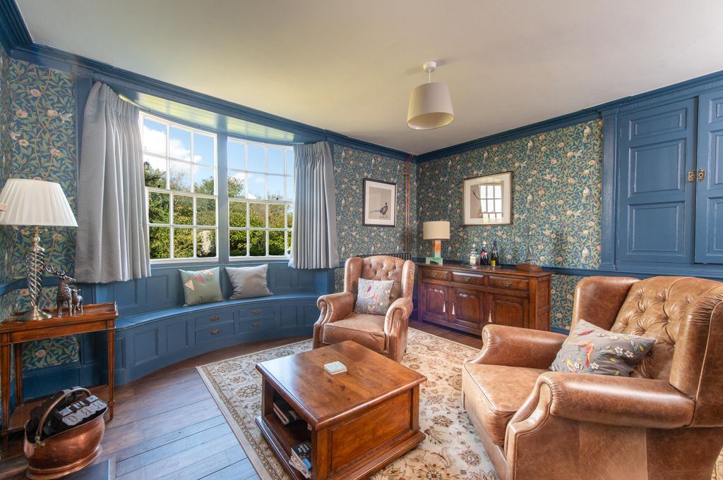 Property photo 2 of 31 Image