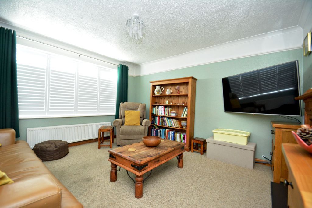 Property photo 3 of 11 Photo 10